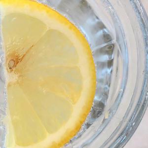 丝袜老女人性猛交视频
